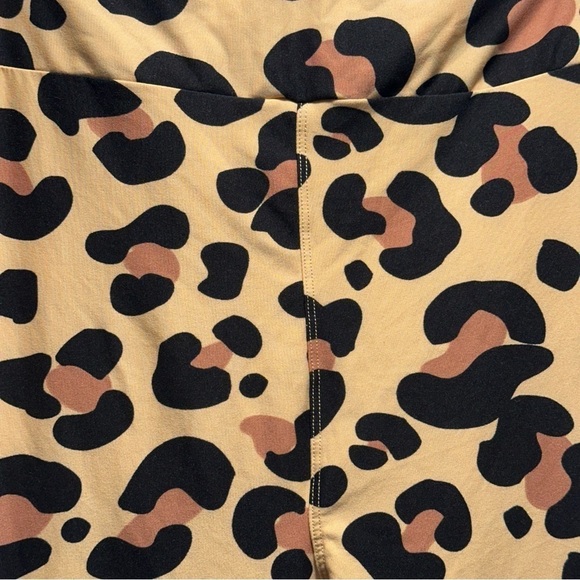 NEW TC2 LulaRoe Buttery Soft Leggings Tall& CurvyStretchy XXL-XXXL 18, 20, 22 - Picture 7 of 16